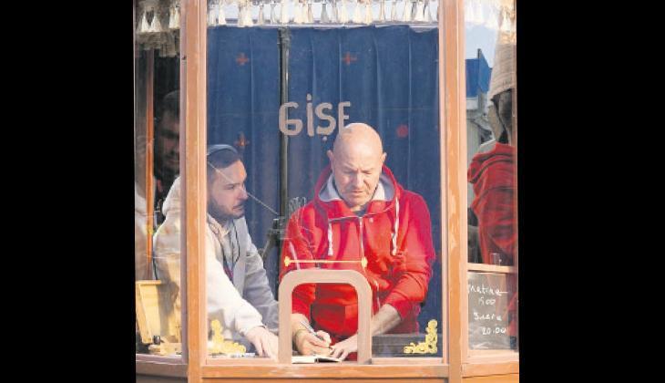 ‘Adile’den nostaljik ilk kare