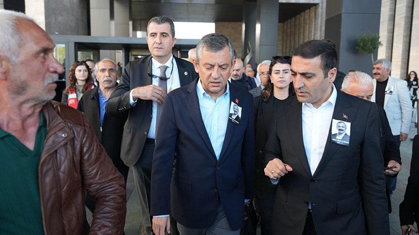 AK Parti'den, Özel'e yumruklu saldırı provokasyonuna tepki