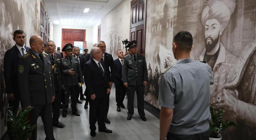 Bakan Güler, Özbekistan Savunma Bakanı ile görüştü