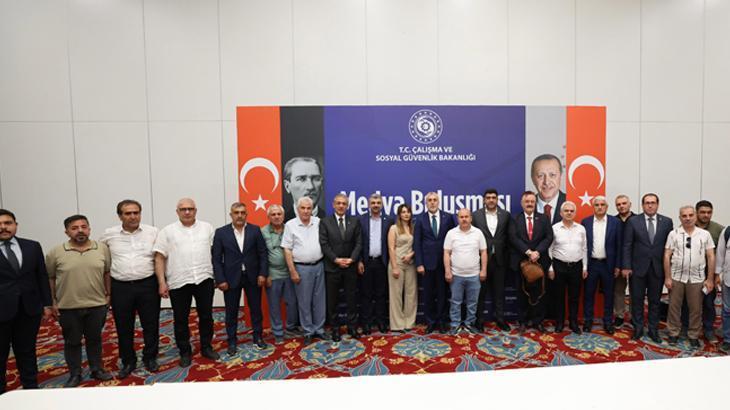 Bakan Işıkhan, Mardin'de basın mensuplarıyla buluştu
