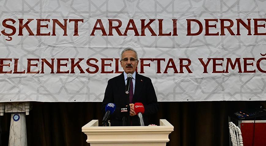 Bakan Uraloğlu açıkladı: Trabzon'a 2024'te 1 milyon 350 bin ziyaretçi geldi