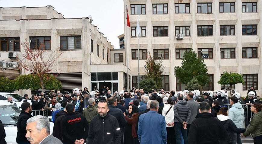 Batman Belediyesi: 5 personel hakkında tahkikat başlatıldı