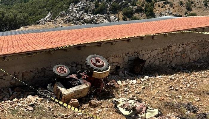 Burdur'da devrilen traktörün altında kalan kişi öldü