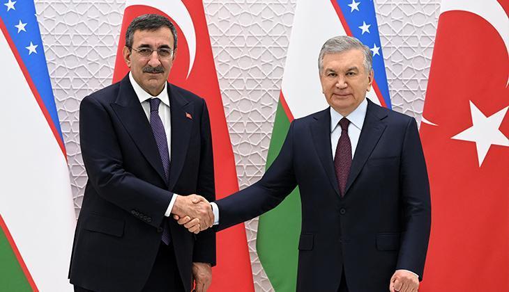 Cumhurbaşkanı Yardımcısı Cevdet Yılmaz, Özbekistan Cumhurbaşkanı Mirziyoyev ile görüştü