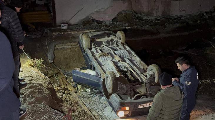 Düzce'de feci kaza! Yolu fark etmedi şantiyeye girip takla attı