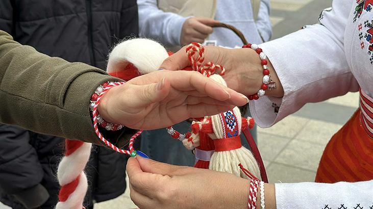 Edirne'de 'Baba Marta' kutlandı, marteniçkalar takıldı