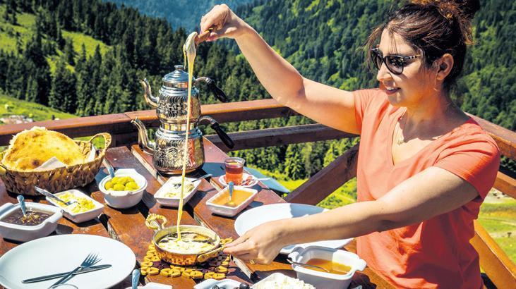 Eritme peynirde tost, kuymak ayarı