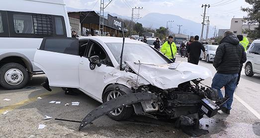 Hatay Dörtyol'da zincirleme kaza! Yaralılar var