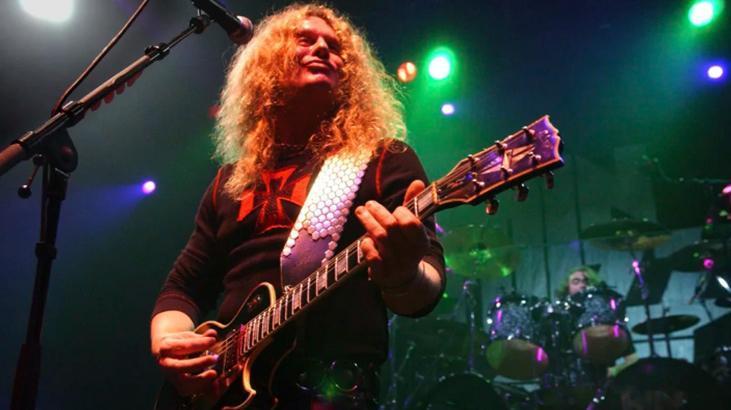 İngiliz rock grubu Whitesnake'in gitaristi John Skyes hayatını kaybetti