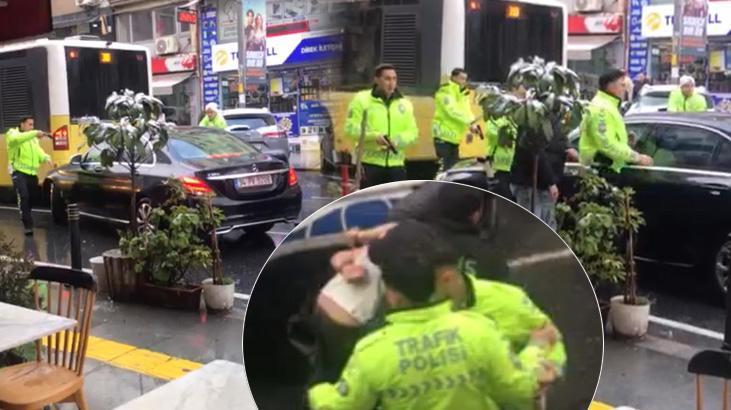 İstanbul'da sıcak dakikalar! Polis silah çekip lüks aracın önünü kesti