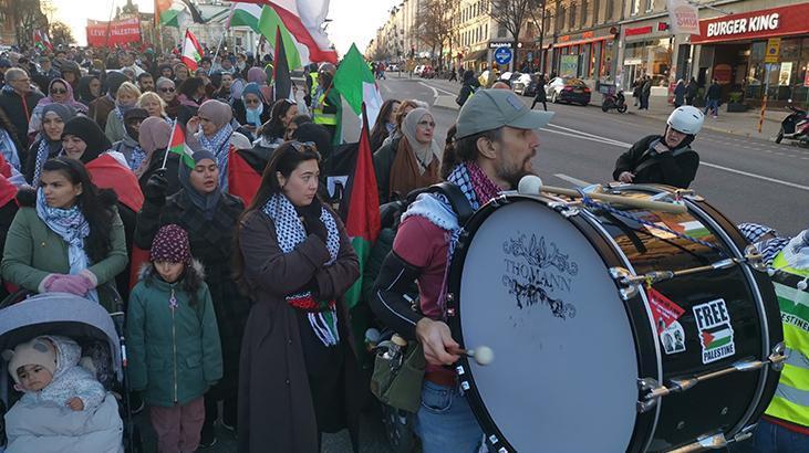 İsveç'te İsrail protestosu: Lahey’de yargılanmalarını sağlayacağız