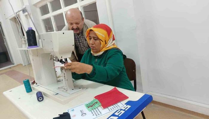 Kahramanmaraş’ta üretilen ayakkabılara kadın eli değecek