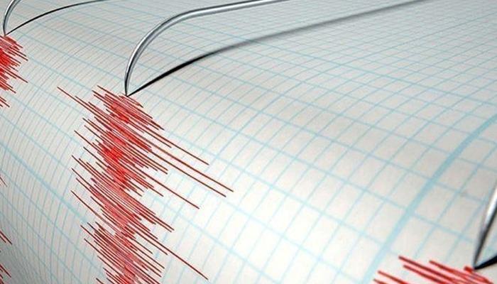 Peru'da 6 büyüklüğünde deprem meydana geldi! Otoyolda toprak kayması yaşandı