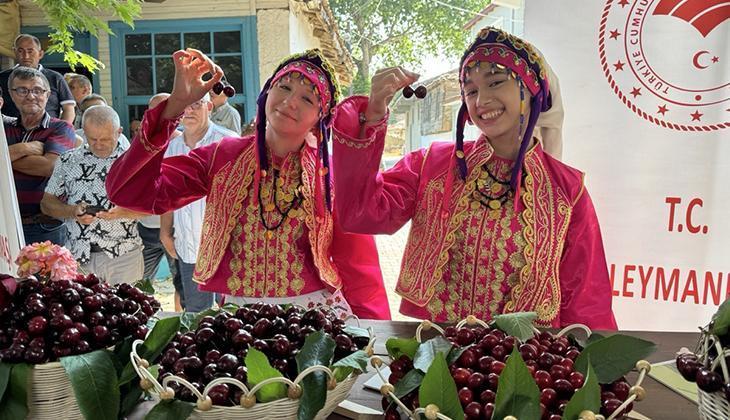 Renkli görüntüler! Tekirdağ'da 59'uncu Uluslararası Kiraz Festivali başladı