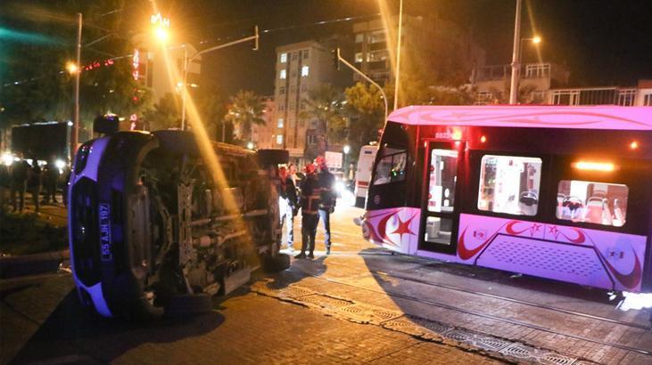 Samsun'da korkunç kaza! Ambulans ile tramvay çarpıştı: Yaralılar var