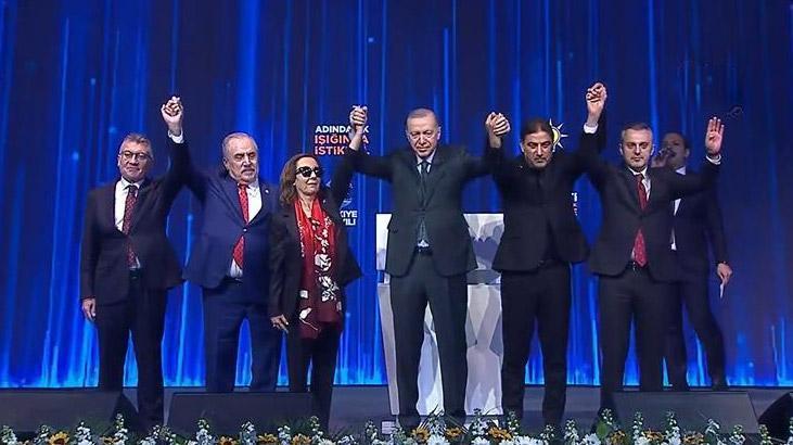 Son dakika... 3 isim AK Parti'ye katıldı! Rozetleri Erdoğan taktı