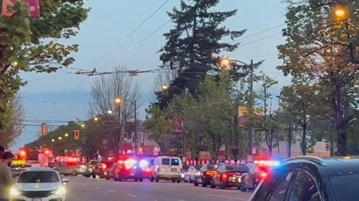 Son dakika! Kanada'nın Vancouver kentinde araç kalabalığa daldı: Çok sayıda ölü ve yaralı var