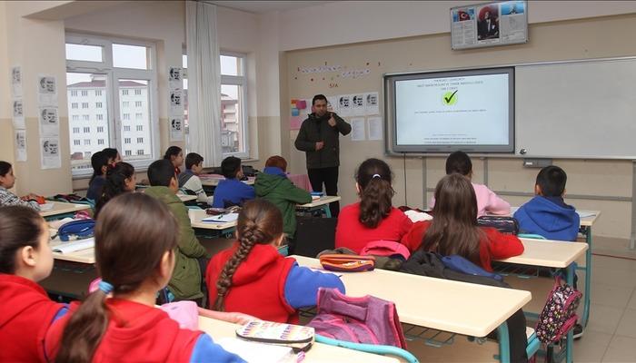 Son dakika | Öğretmenleri yakından ilgilendiriyor! Mecliste önemli gelişme