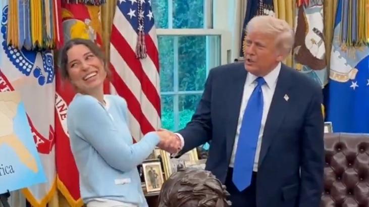 Trump Ksenia Karelina'yı Beyaz Saray'da ağırladı