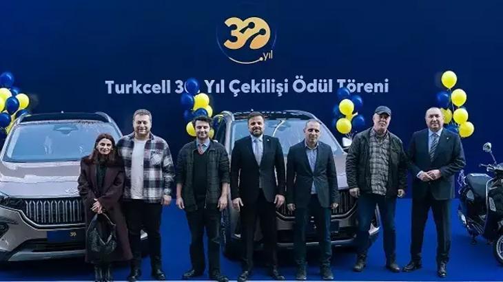 Turkcell’in 30. yıl çekilişinin kazananları ödüllerine kavuştu