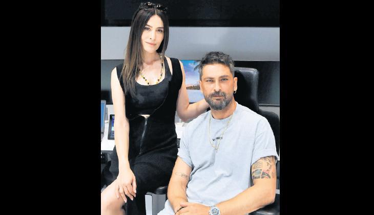 Yapımcılığa adım attı