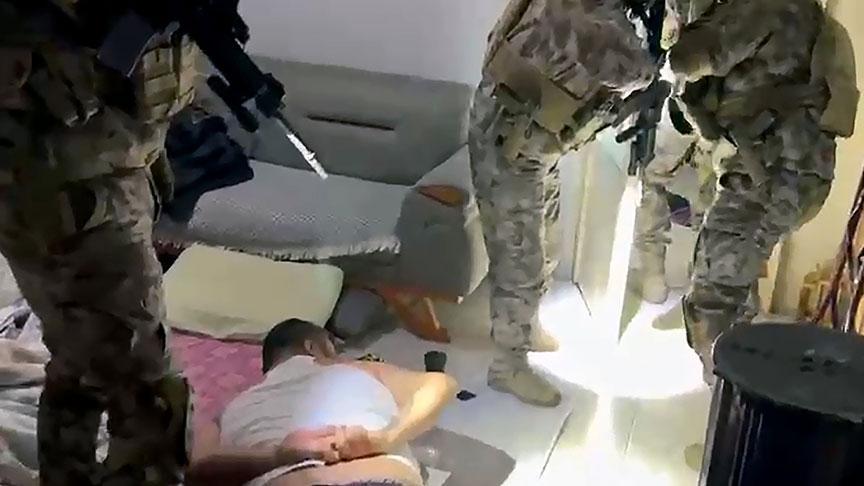 Yer: Adana! Suç örgütlerine silah satışı hazırlığındaki çete çökertildi