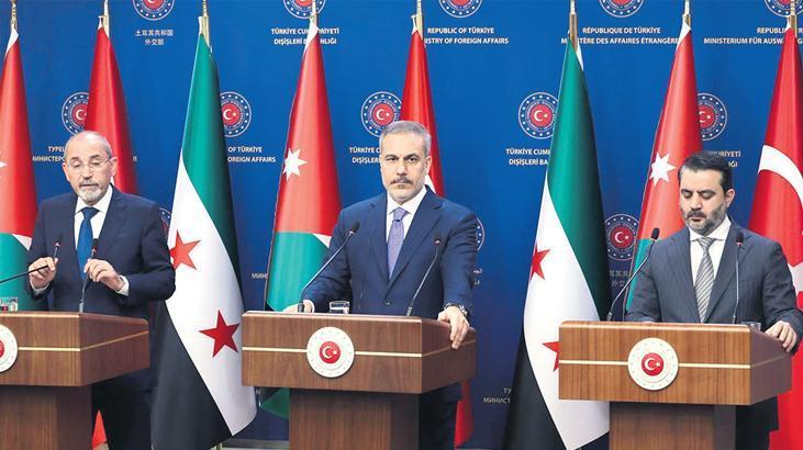 ‘YPG Suriye için bir tehdit’